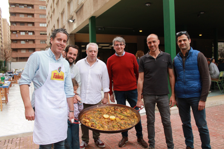 Fiesta fallera solidaria
