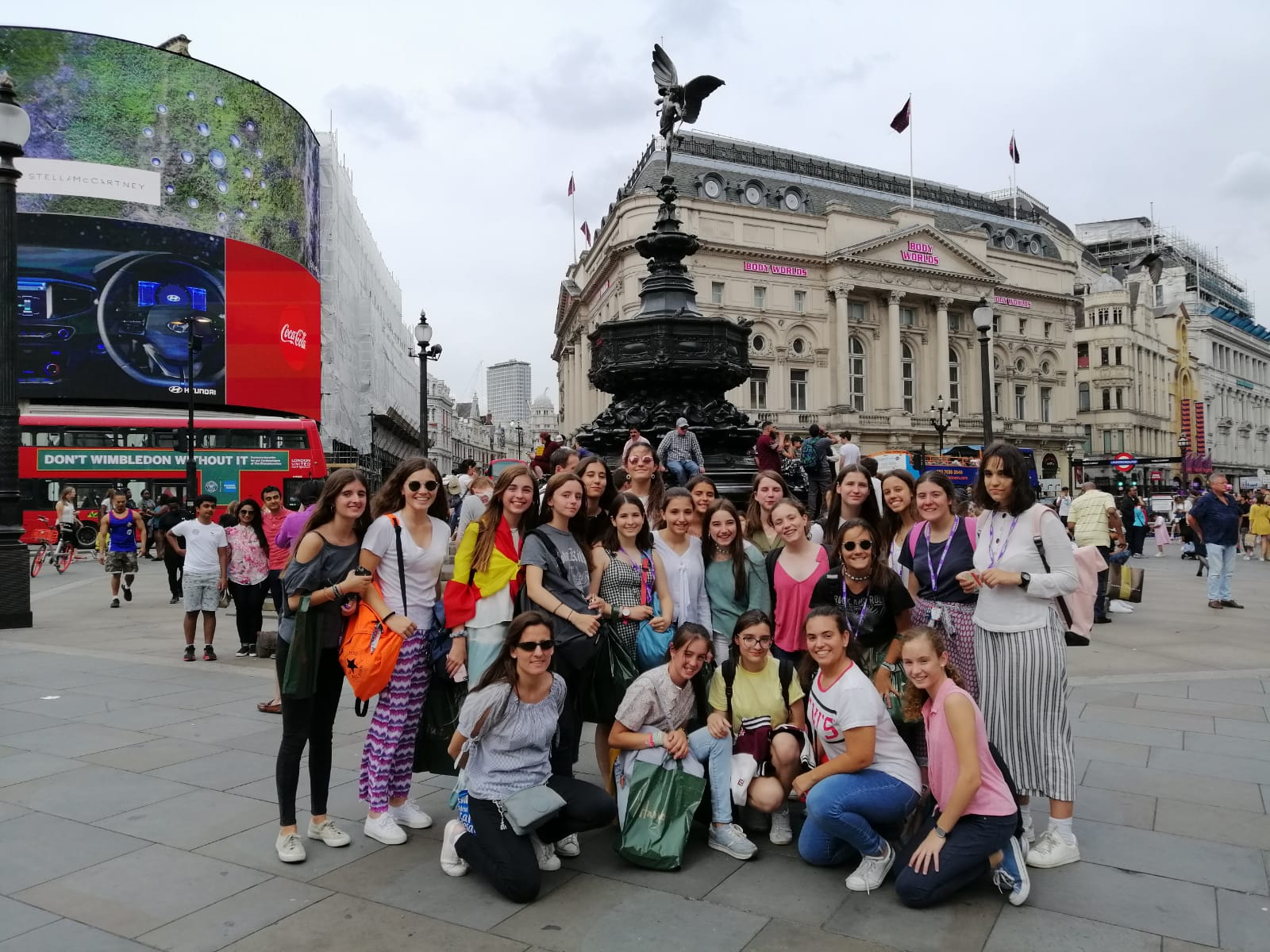 Estudiantes del colegio en Inglaterra